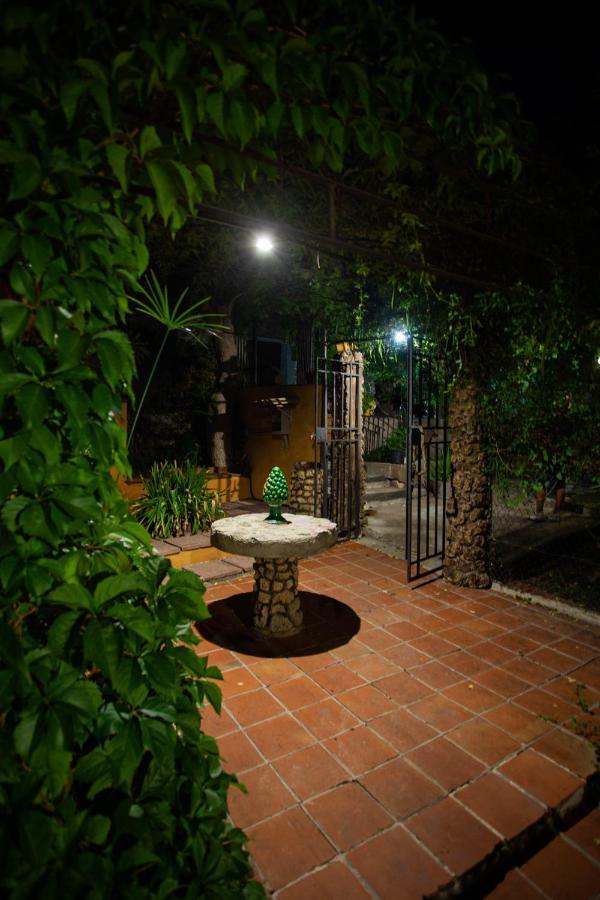 Casa Vacanze Fondaco Di Scillato Scillato  Exterior foto